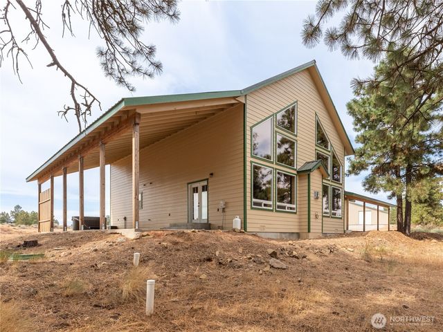 117 Hummingbird Road, East Wenatchee, WA 98802