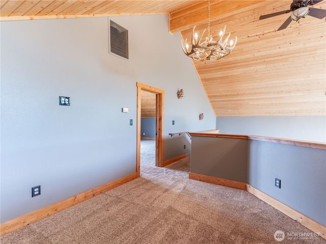 117 Hummingbird Road, East Wenatchee, WA 98802