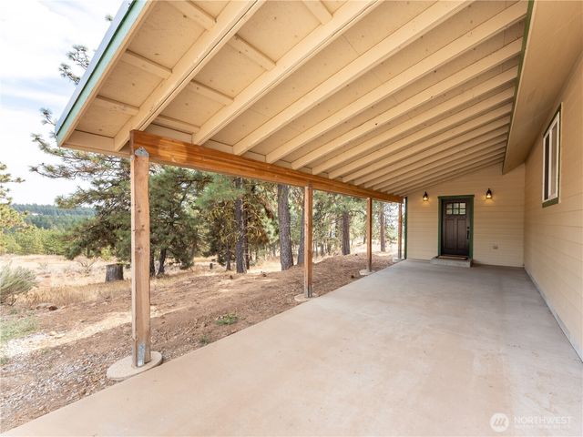 117 Hummingbird Road, East Wenatchee, WA 98802