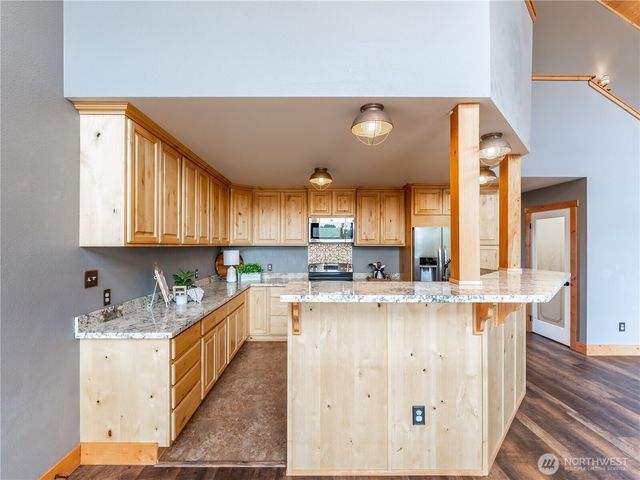 117 Hummingbird Road, East Wenatchee, WA 98802