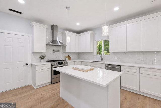 3851 Twin Ridge Lane, Ellenwood, GA 30294