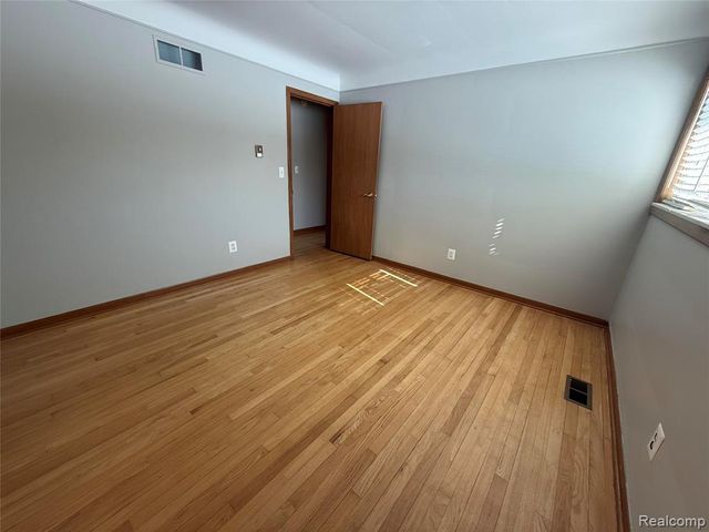 14850 Gould Road, Allenton, MI 48002