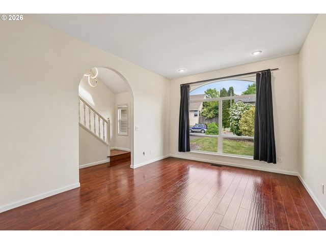 17770 Nw CHEMEKETA Ct, Portland, OR 97229