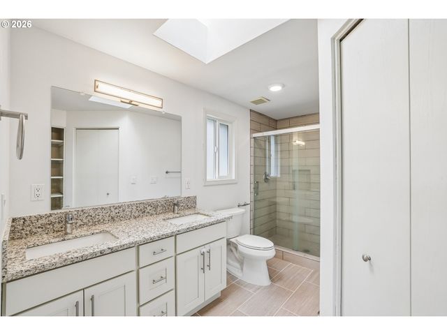 17770 Nw CHEMEKETA Ct, Portland, OR 97229