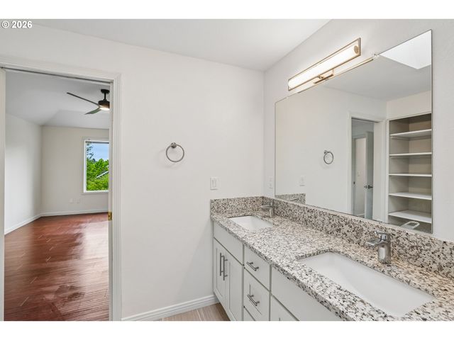 17770 Nw CHEMEKETA Ct, Portland, OR 97229