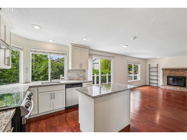 17770 Nw CHEMEKETA Ct, Portland, OR 97229