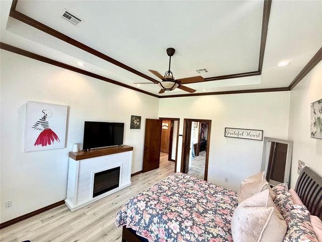 505 Swingman Road, Yukon, OK 73099