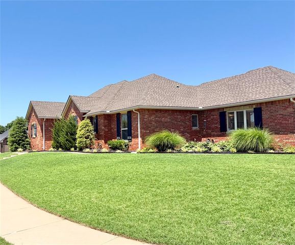 505 Swingman Road, Yukon, OK 73099