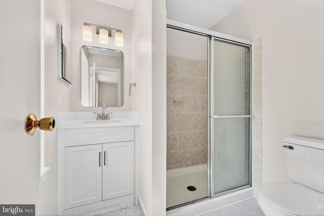 7306 EGGAR WOODS LN, Springfield, VA 22153