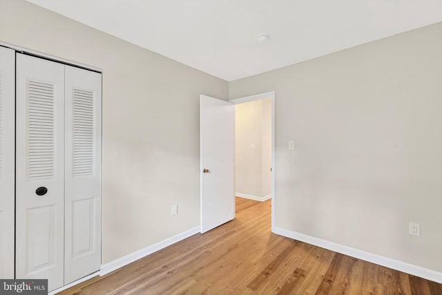 7306 EGGAR WOODS LN, Springfield, VA 22153