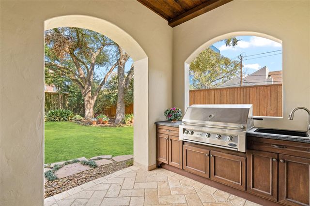 4506 Bryn Mawr Lane, Houston, TX 77027