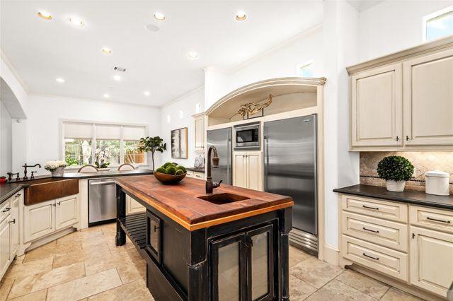 4506 Bryn Mawr Lane, Houston, TX 77027