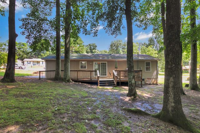 2121 Honey Locust Cv, Paris, TN 38242