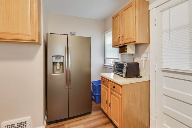 4447 N Merrimac Avenue, Chicago, IL 60630