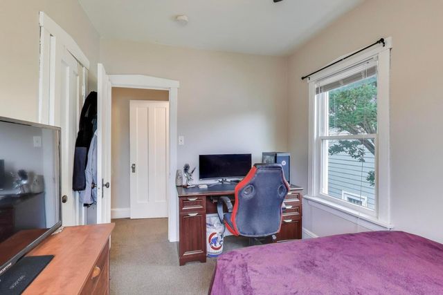 4447 N Merrimac Avenue, Chicago, IL 60630