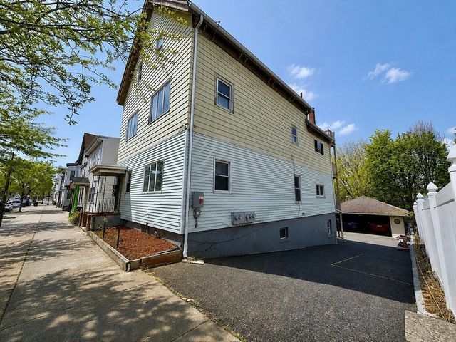 549 Bennington St, Boston, MA 02128