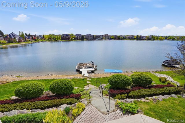 18254 Parkshore Drive, Northville Township, MI 48168