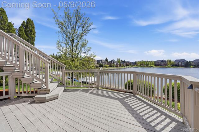 18254 Parkshore Drive, Northville Township, MI 48168