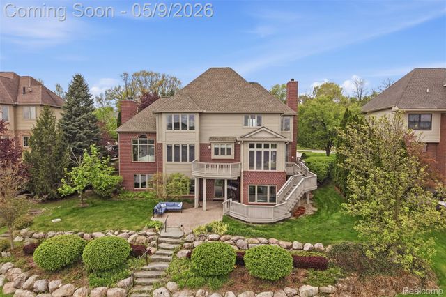 18254 Parkshore Drive, Northville Township, MI 48168