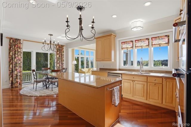 18254 Parkshore Drive, Northville Township, MI 48168