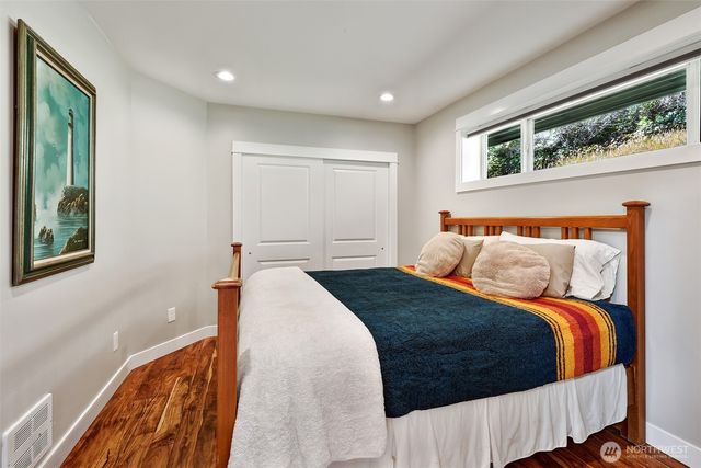 14208 Glen Acres Road SW, Vashon, WA 98070