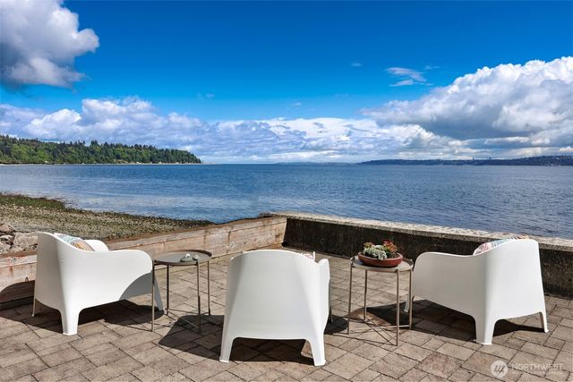 14208 Glen Acres Road SW, Vashon, WA 98070