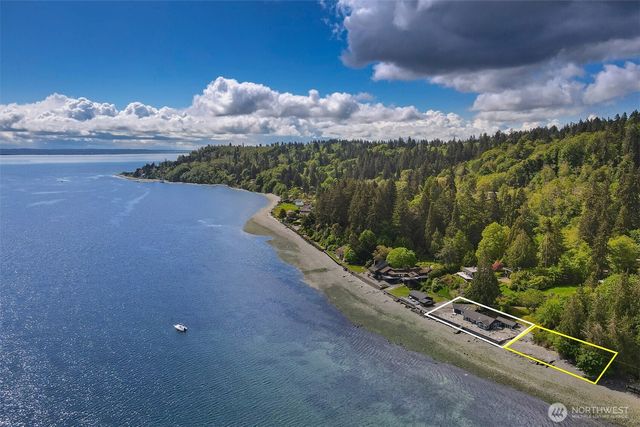 14208 Glen Acres Road SW, Vashon, WA 98070