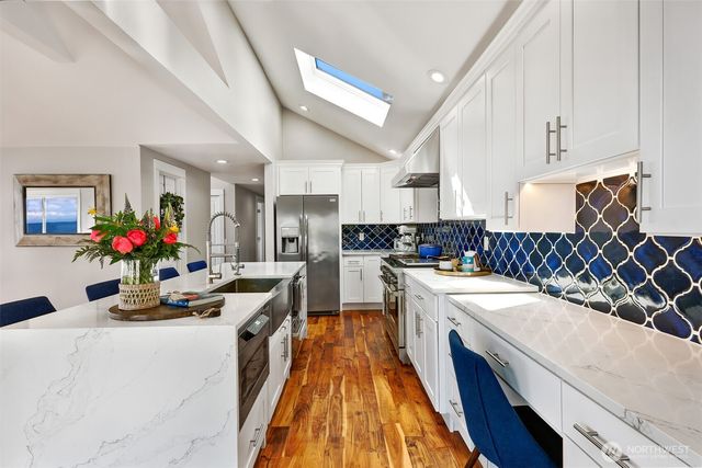 14208 Glen Acres Road SW, Vashon, WA 98070
