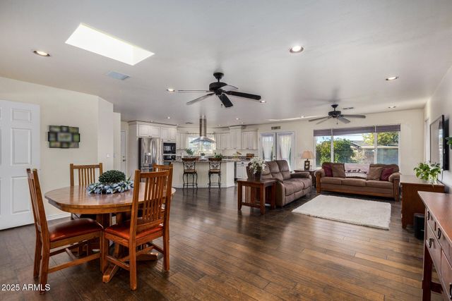 18006 N VILLA RITA Drive, Phoenix, AZ 85032