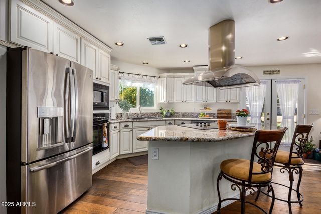 18006 N VILLA RITA Drive, Phoenix, AZ 85032