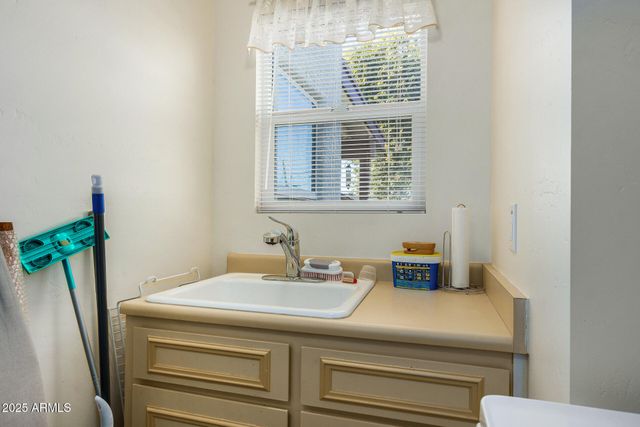 18006 N VILLA RITA Drive, Phoenix, AZ 85032