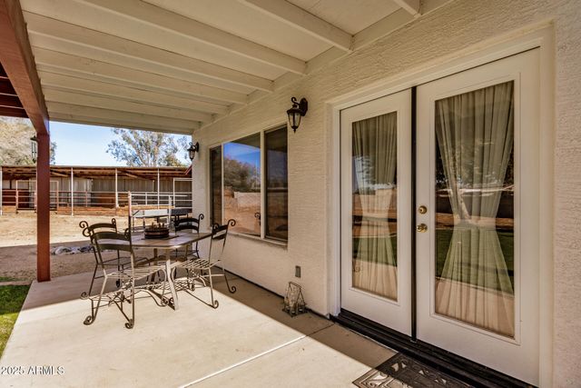 18006 N VILLA RITA Drive, Phoenix, AZ 85032