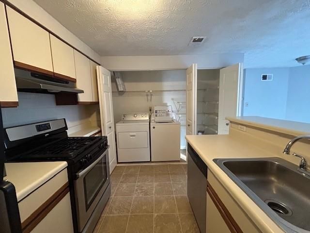 1376 Keys Lake Drive NE, Brookhaven, GA 30319