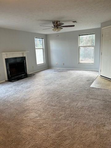 1376 Keys Lake Drive NE, Brookhaven, GA 30319