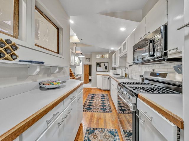 106 W Main Street Street, Pilot Point, TX 76258