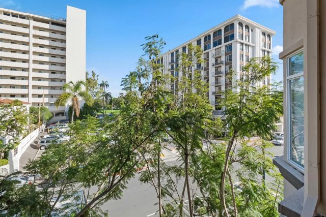 2400 5th Ave 329, San Diego, CA 92101
