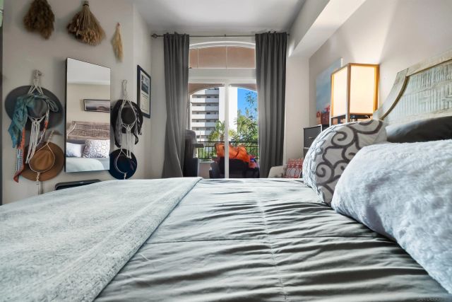 2400 5th Ave 329, San Diego, CA 92101
