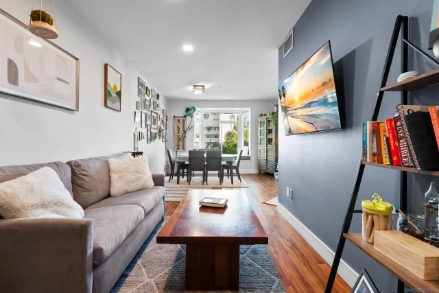 2400 5th Ave 329, San Diego, CA 92101