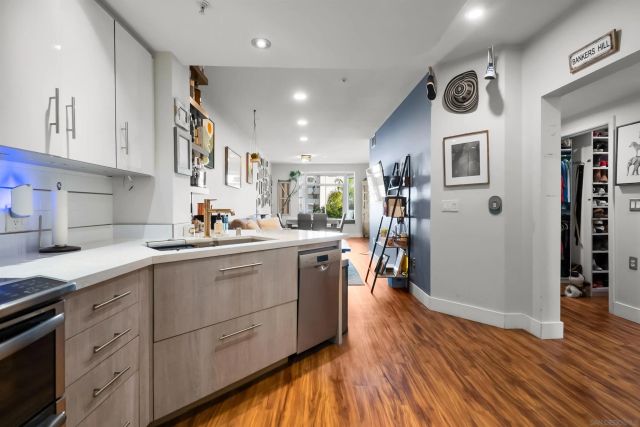 2400 5th Ave 329, San Diego, CA 92101