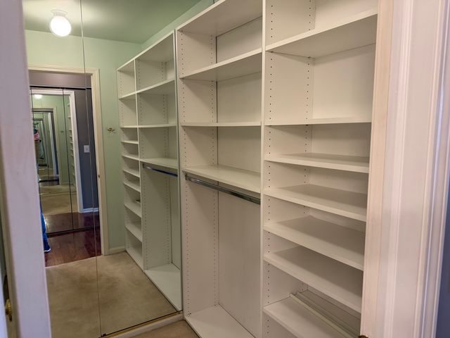 1576 Poplar Creek Drive, Hoffman Estates, IL 60169