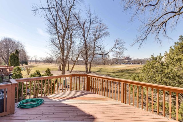 1576 Poplar Creek Drive, Hoffman Estates, IL 60169