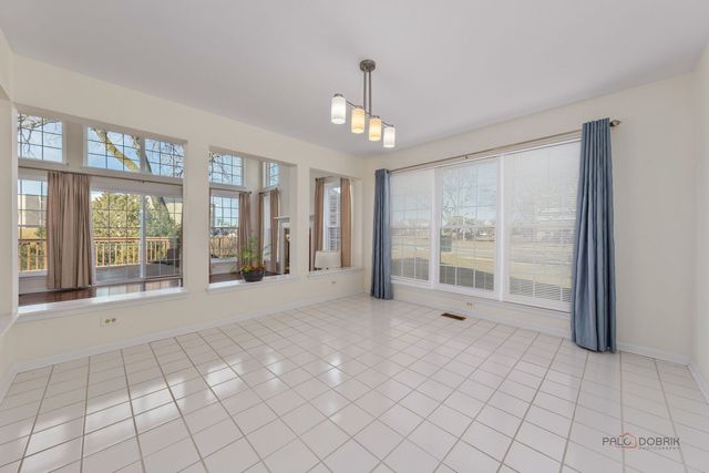 1576 Poplar Creek Drive, Hoffman Estates, IL 60169