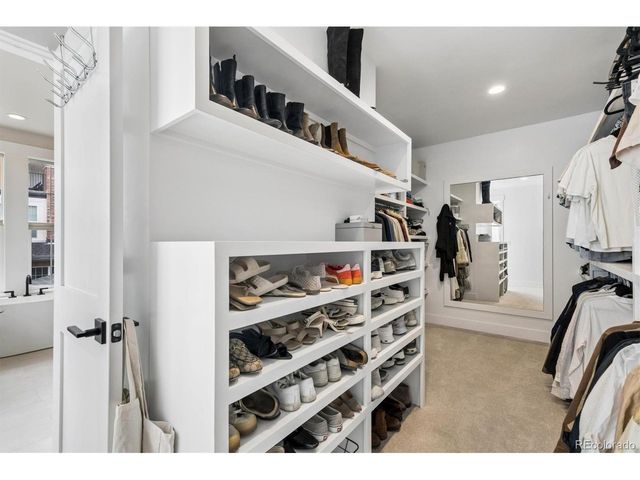 8367 W 68th Ln, Arvada, CO 80004
