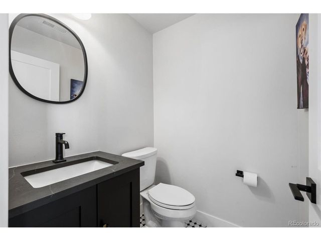 8367 W 68th Ln, Arvada, CO 80004
