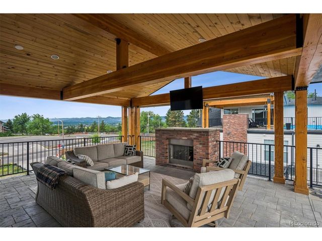 8367 W 68th Ln, Arvada, CO 80004