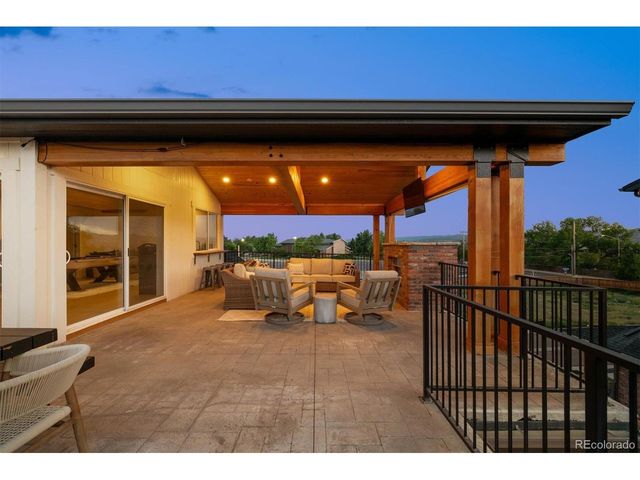 8367 W 68th Ln, Arvada, CO 80004