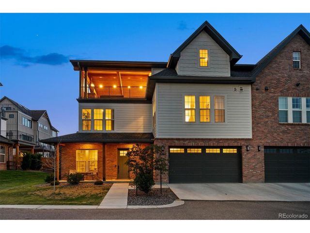 8367 W 68th Ln, Arvada, CO 80004