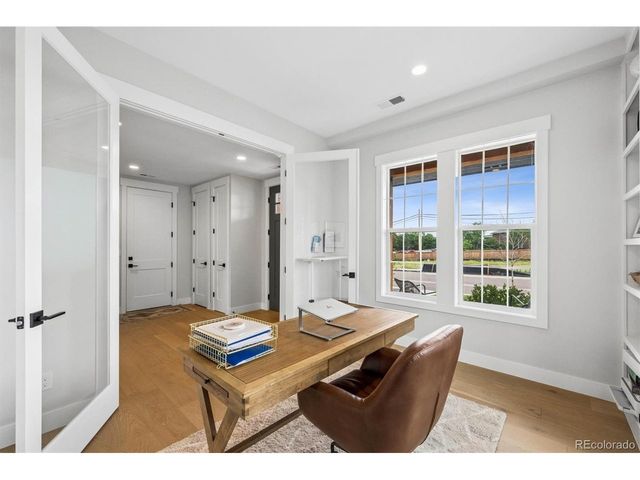 8367 W 68th Ln, Arvada, CO 80004