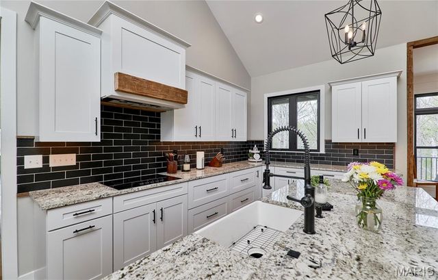 354 Pine Bluff Way, Troy, MO 63379
