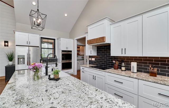 354 Pine Bluff Way, Troy, MO 63379